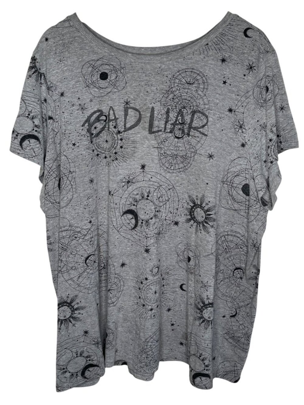 Lovesick Torrid Grey Graphic Tee Shirt "Bad Liar" Celestial Print Size 4X